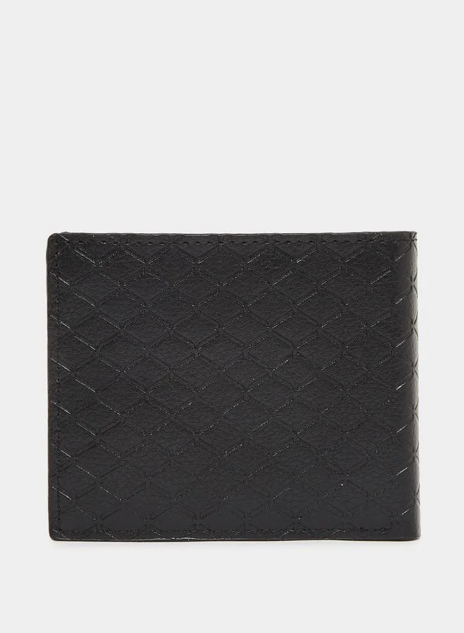 ستايلي محفظة ثنائية الطي بقماش بارز